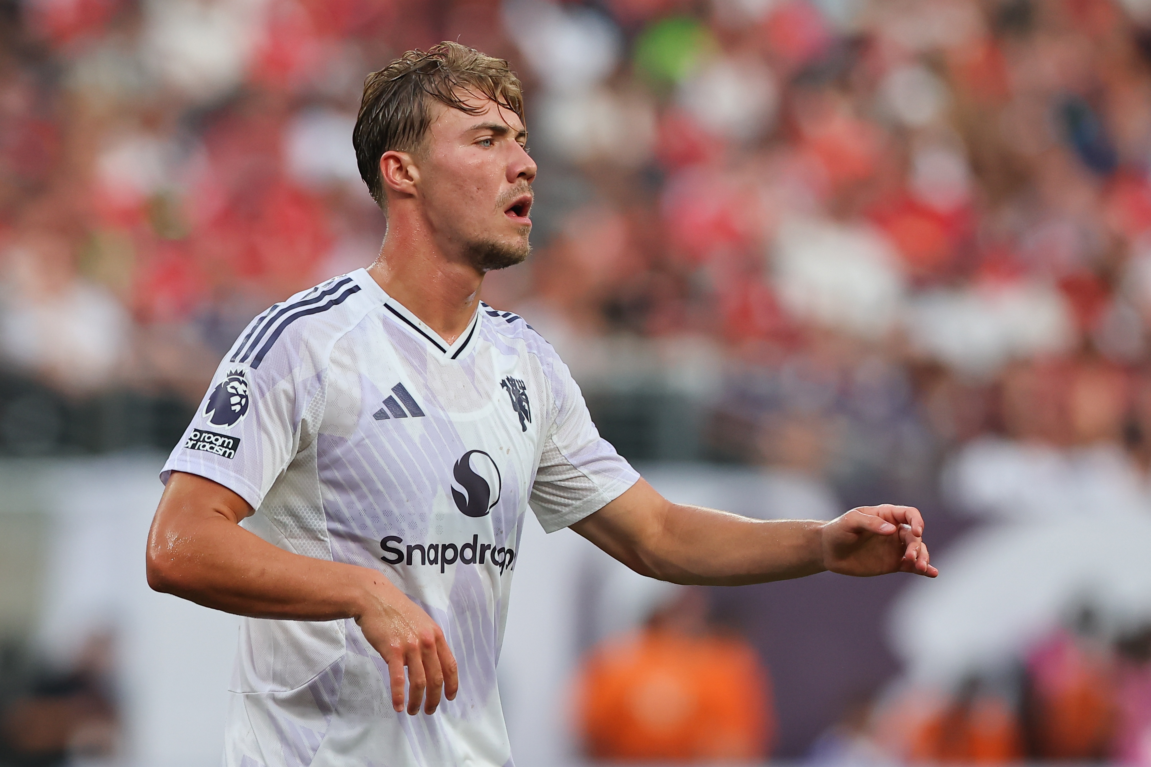 记者:那不勒斯了解霍伊伦转会交易条件,可能几小时内正式报价