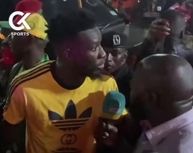 pp电子-【夜读】奥纳纳：我对球迷的要求很高。