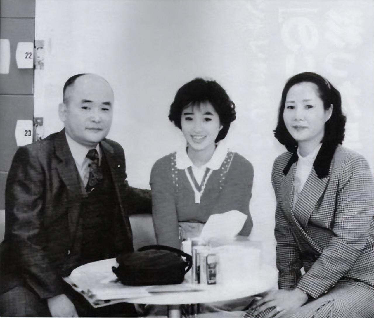 pp电子-堕落的“清纯女星”酒井法子，这张腿间蝴蝶背后，隐藏着的故事